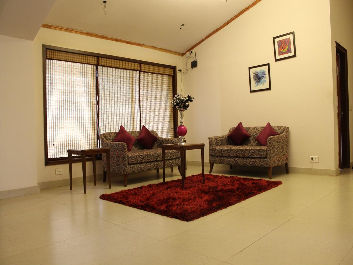 Oyo 2531 Hotel Una Comfort Misty Oak Nainital Exterior foto